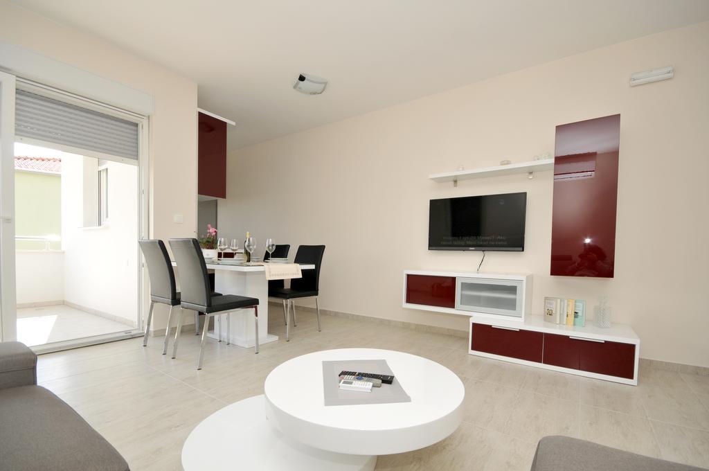 Apartments Villa Theodor Okrug Gornji Habitación foto